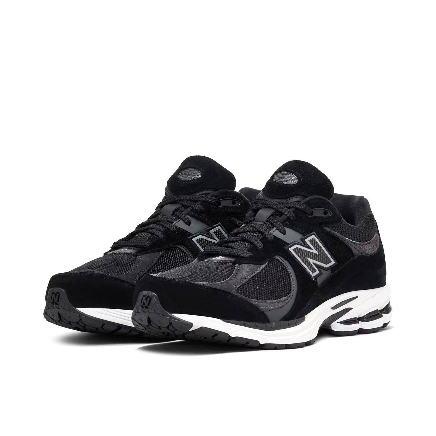 New Balance 2002R ‘Black & White’ Trainers