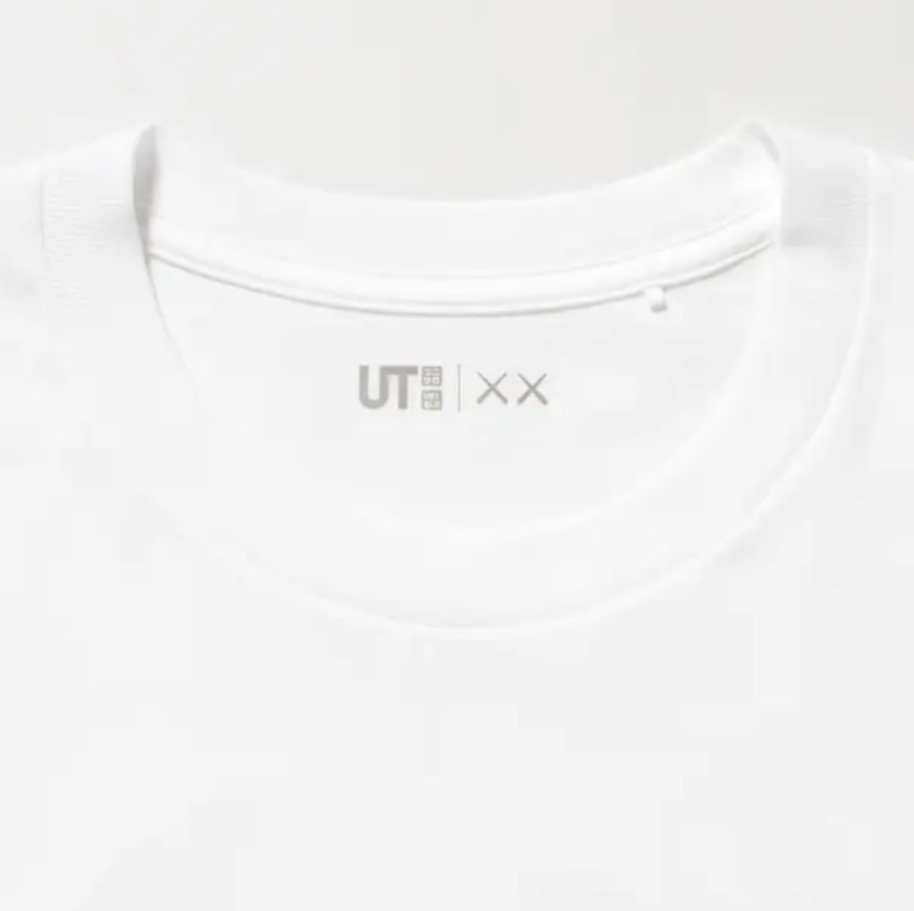 Uniqlo x KAWS UT Graphic T-Shirt - White/Pink