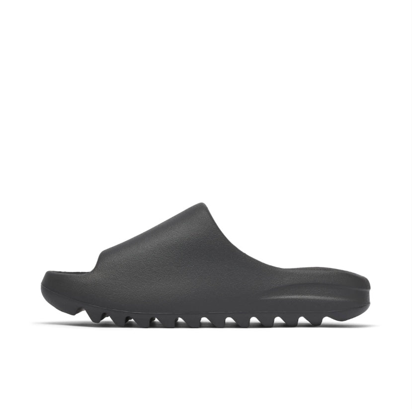 Yeezy Slide ‘Onyx’