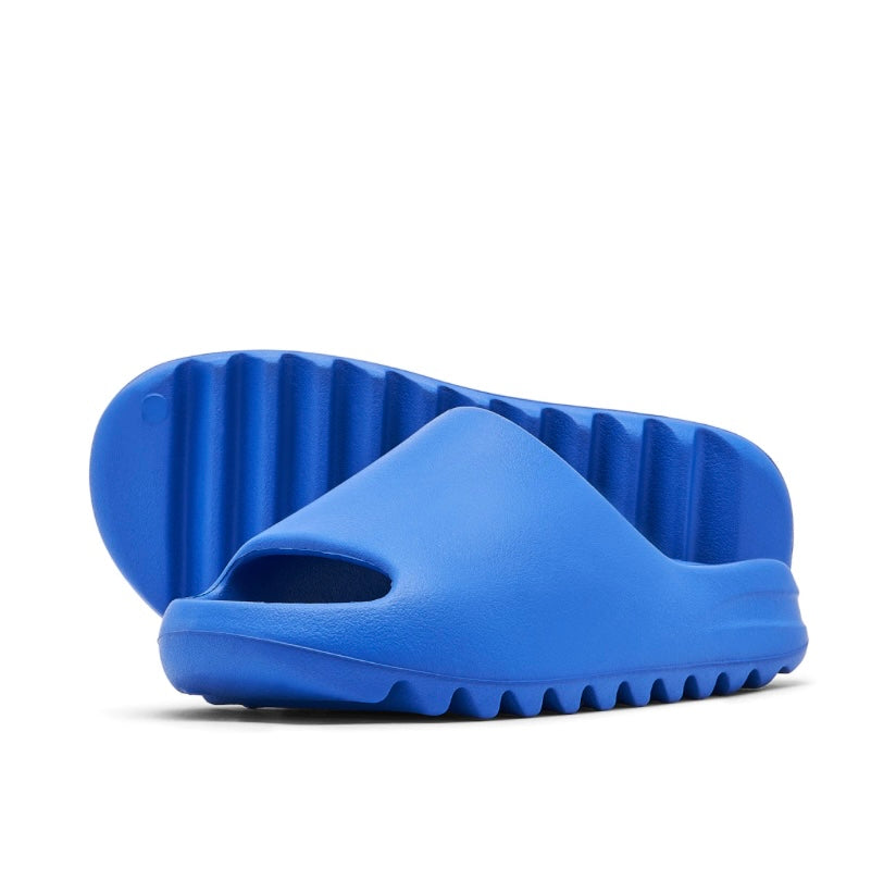 Yeezy Slide ‘Azure’